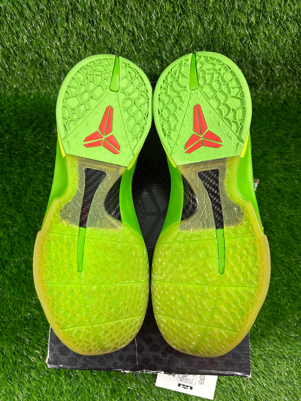 Kobe 6 “Grinch” OG (Size 12)