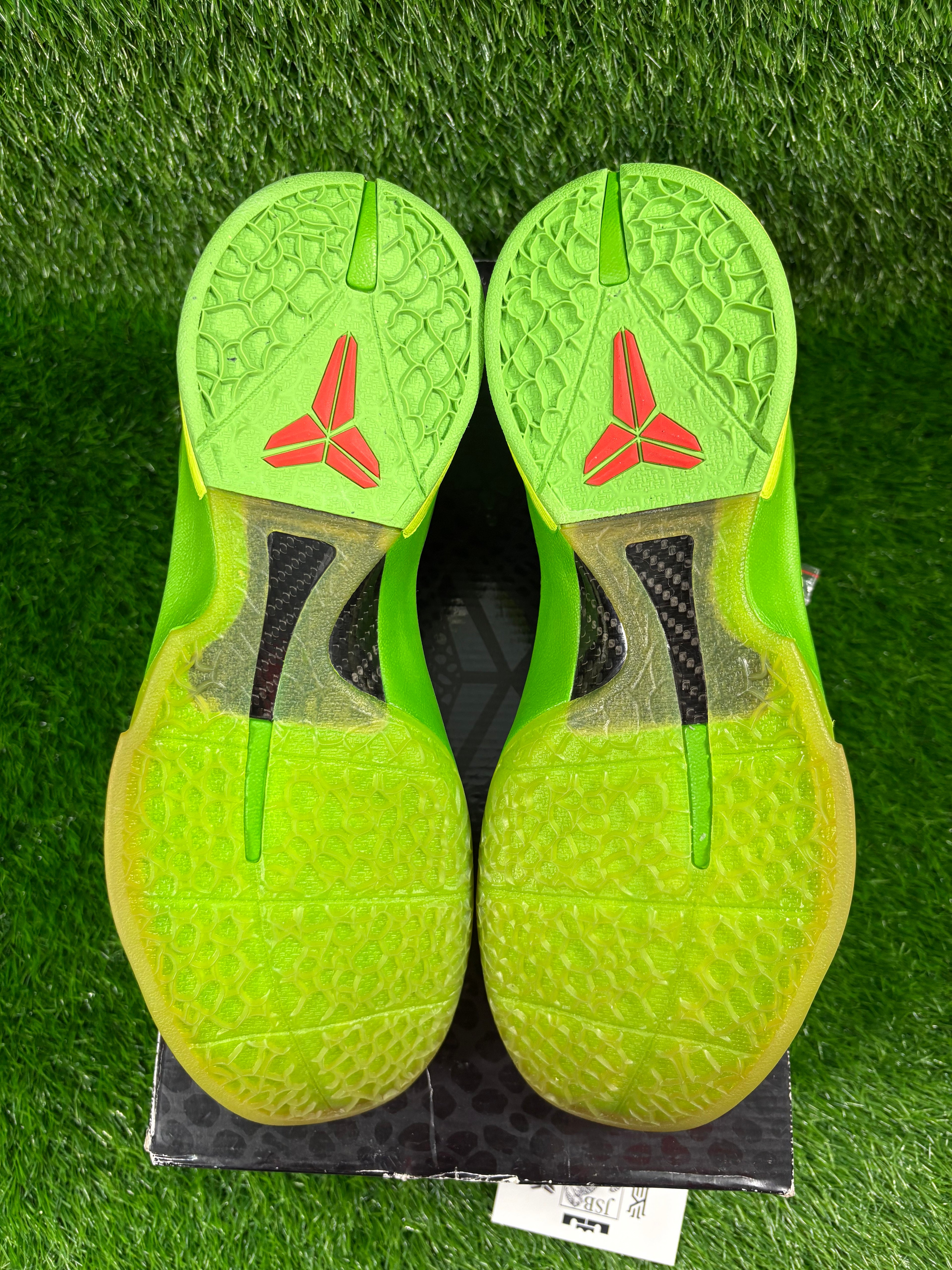 Kobe 6 “Grinch” OG (Size 12)