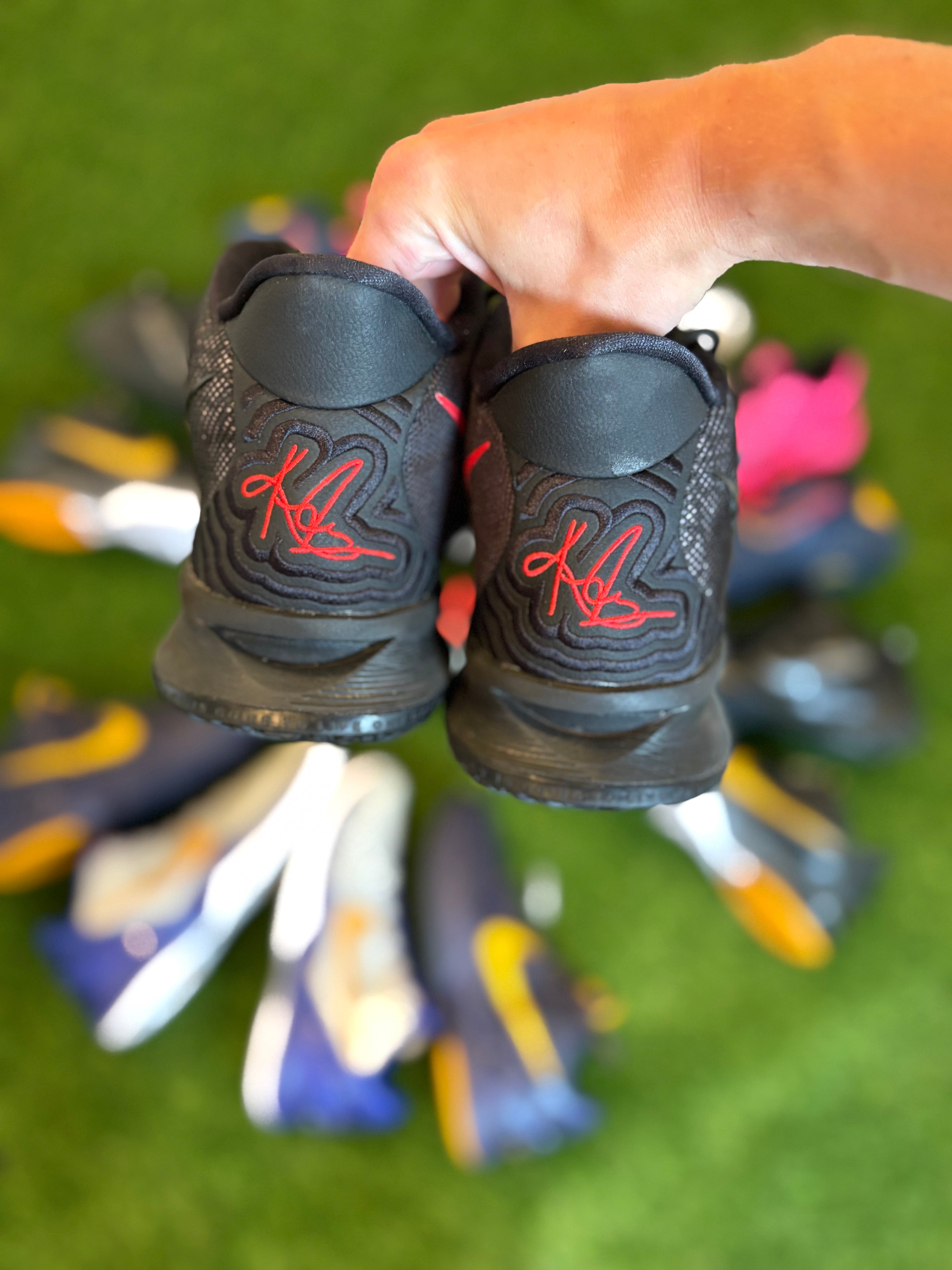 Size 13 - Kyrie 7 "Bred"