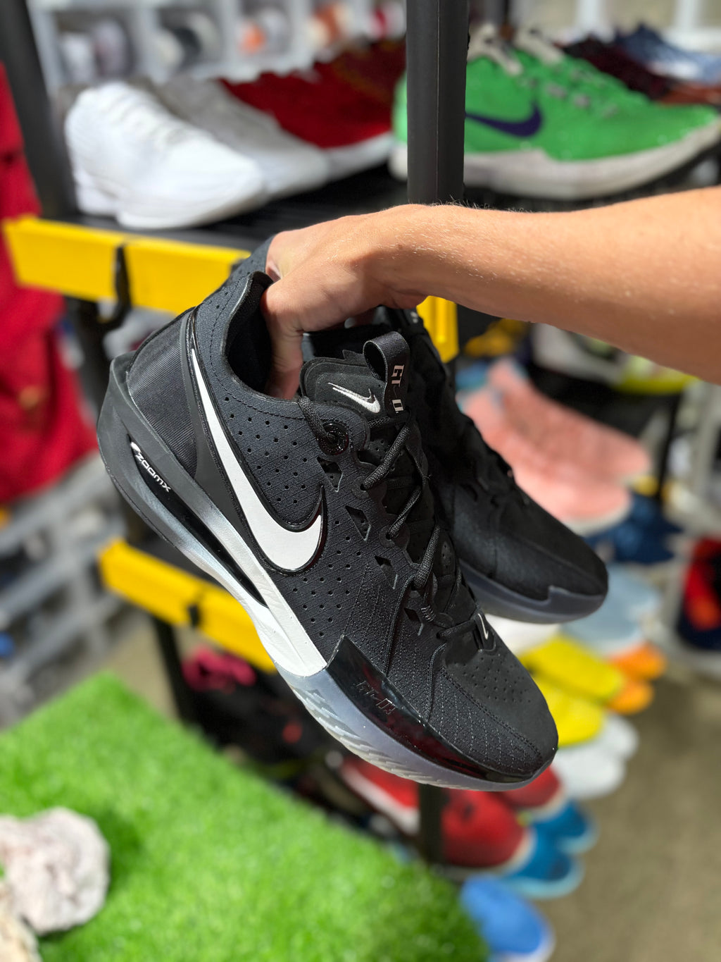 Size 15 - GT Cut 3 “Night to Day”