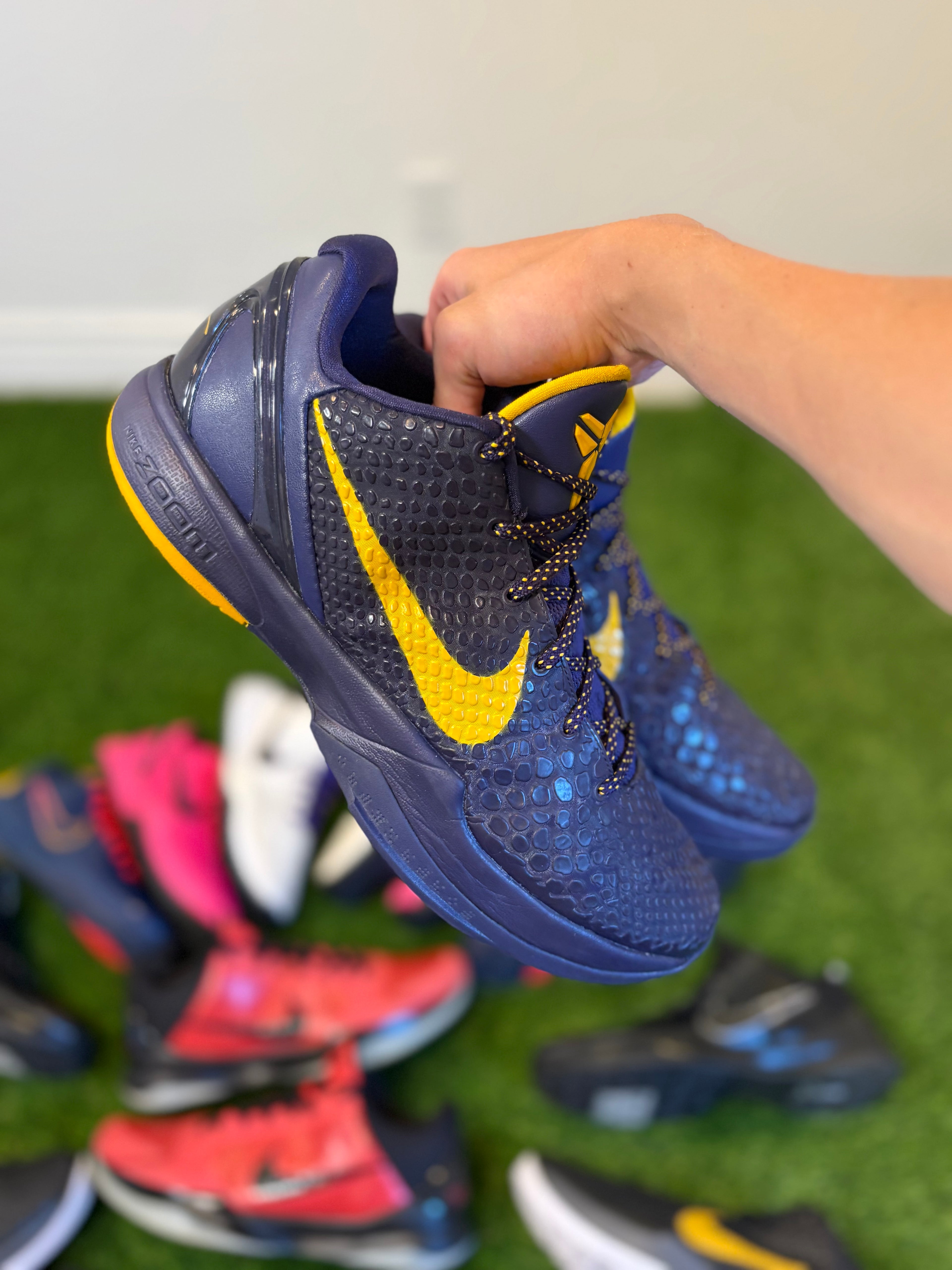 Size 13 - Kobe 6 "Imperial Purple"