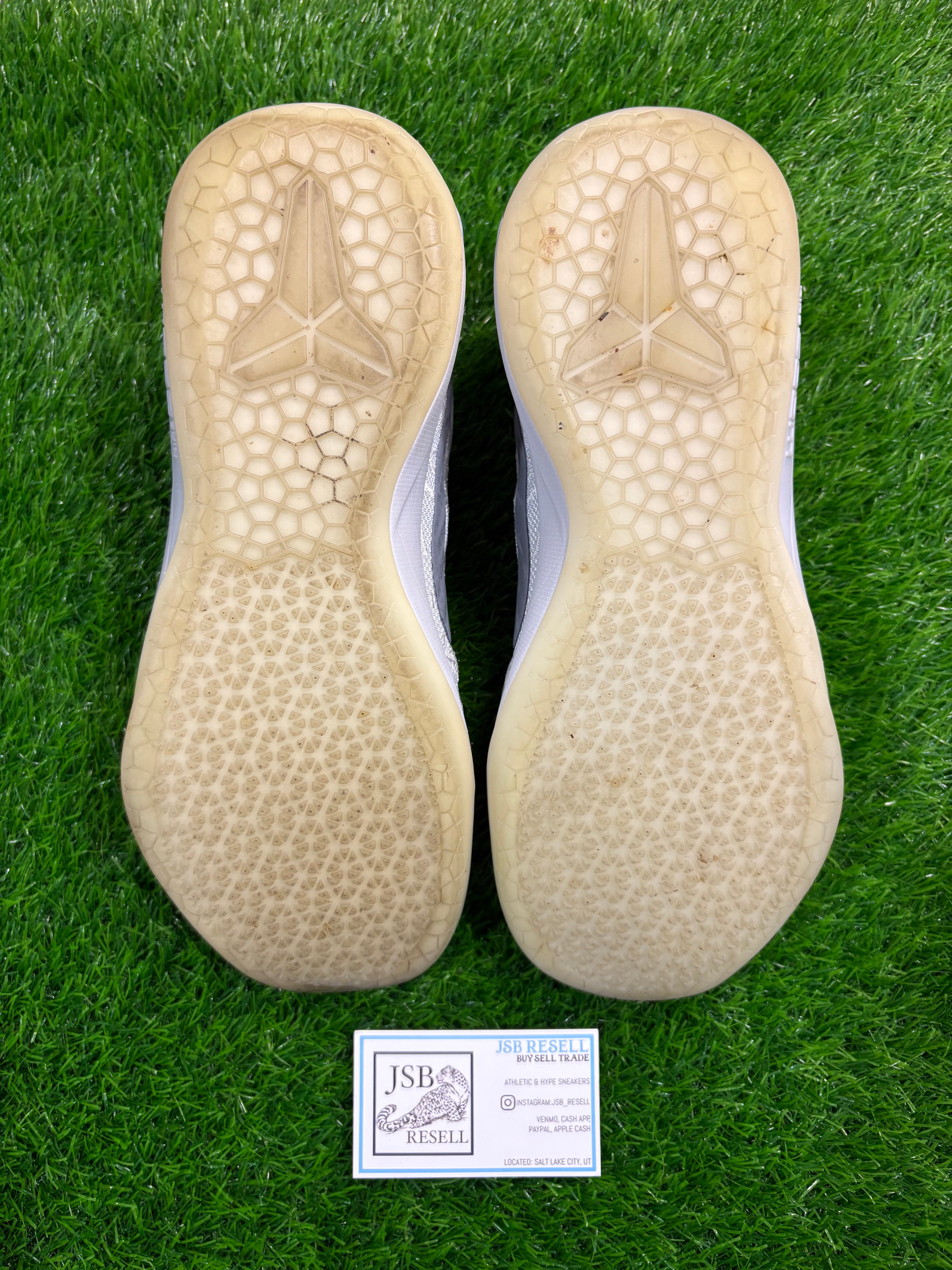 Size 10 - Kobe A.D “DeMar DeRozan Compton” PE