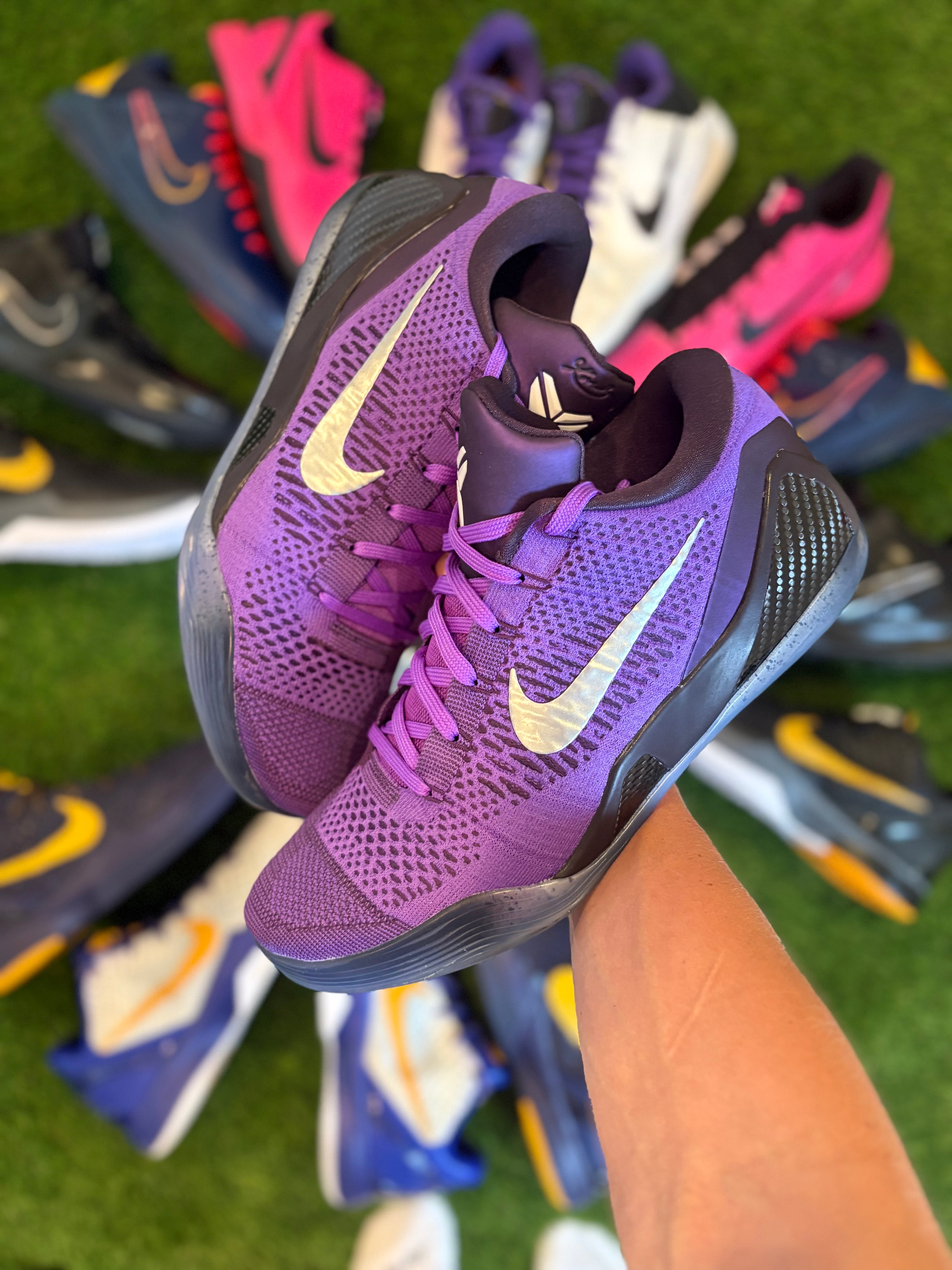 Size 13 - Kobe 9 Protro "Moonwalker"