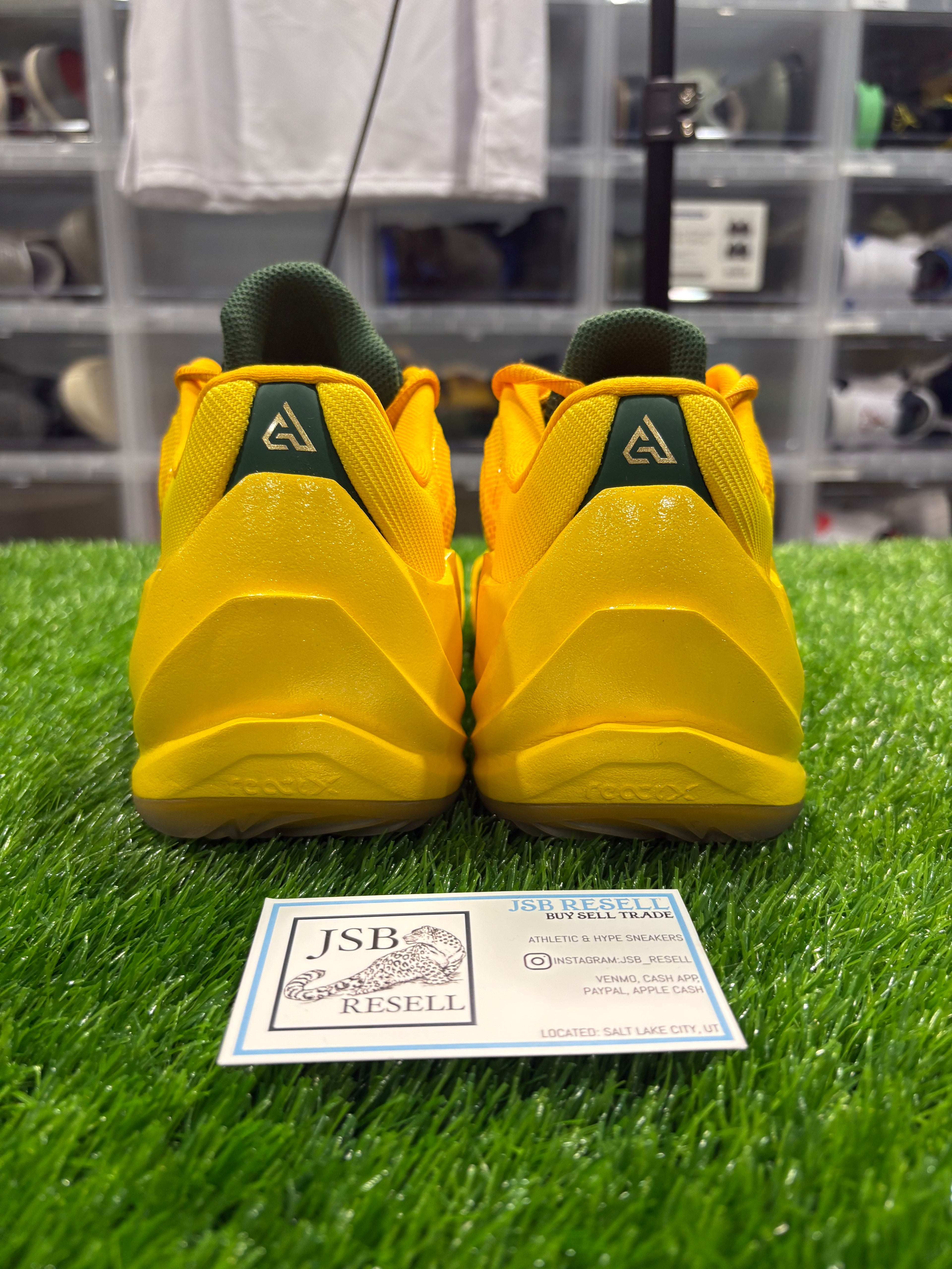 Size 8 - Nike Giannis Freak 8 EYBL Academy PE