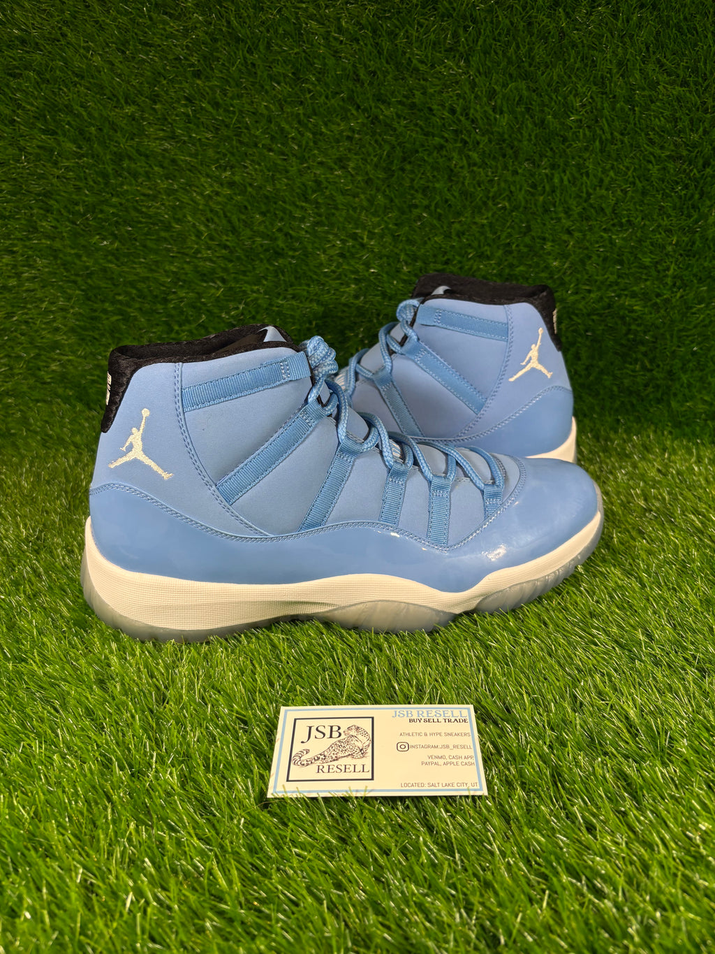 Size 12 - Jordan 11 “Pantone”