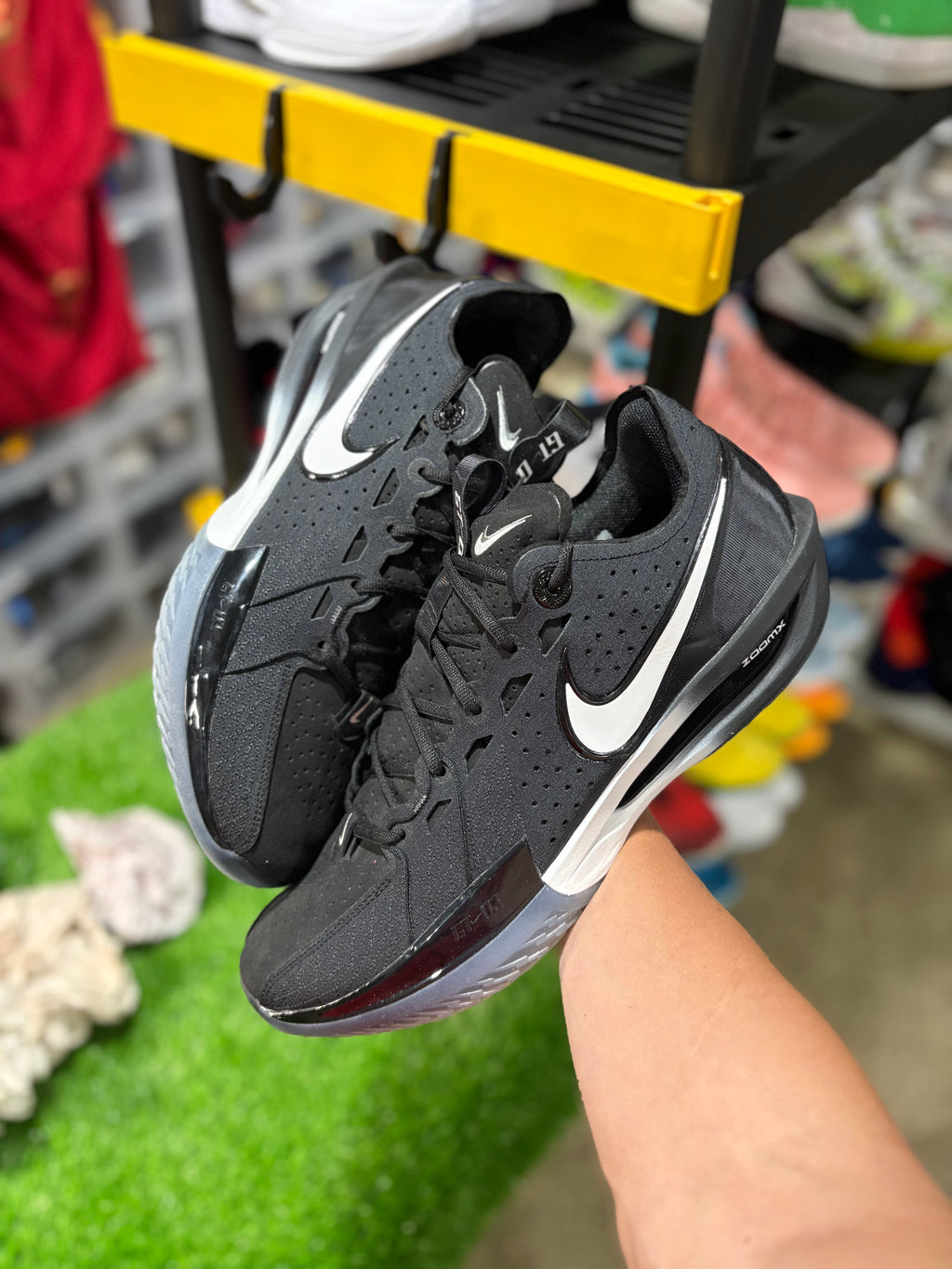 Size 15 - GT Cut 3 “Night to Day”