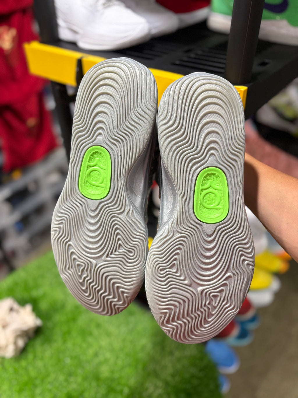 Size 15 - KD 18 “EYBL”