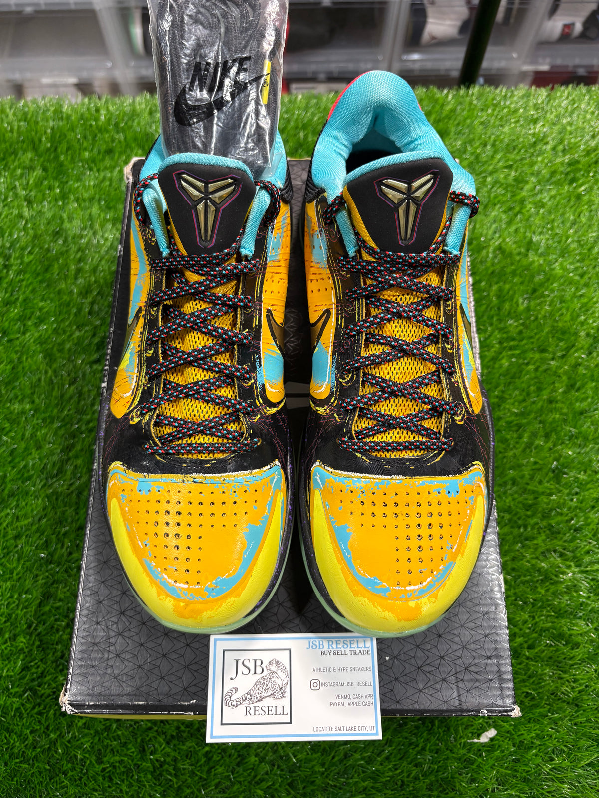 Size 10 - Kobe 5 “Prelude / Finals MVP”