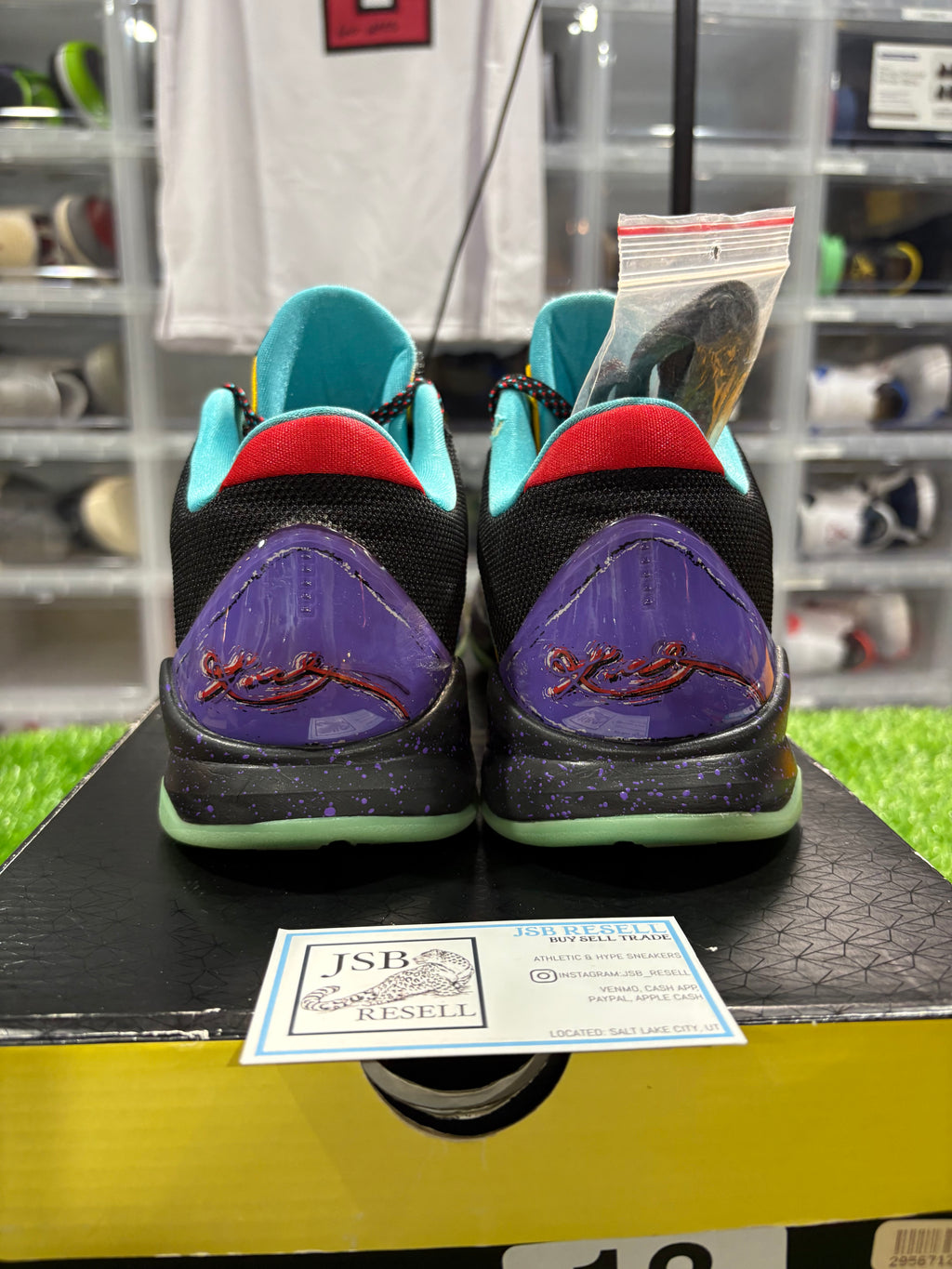 Size 10 - Kobe 5 “Prelude / Finals MVP”