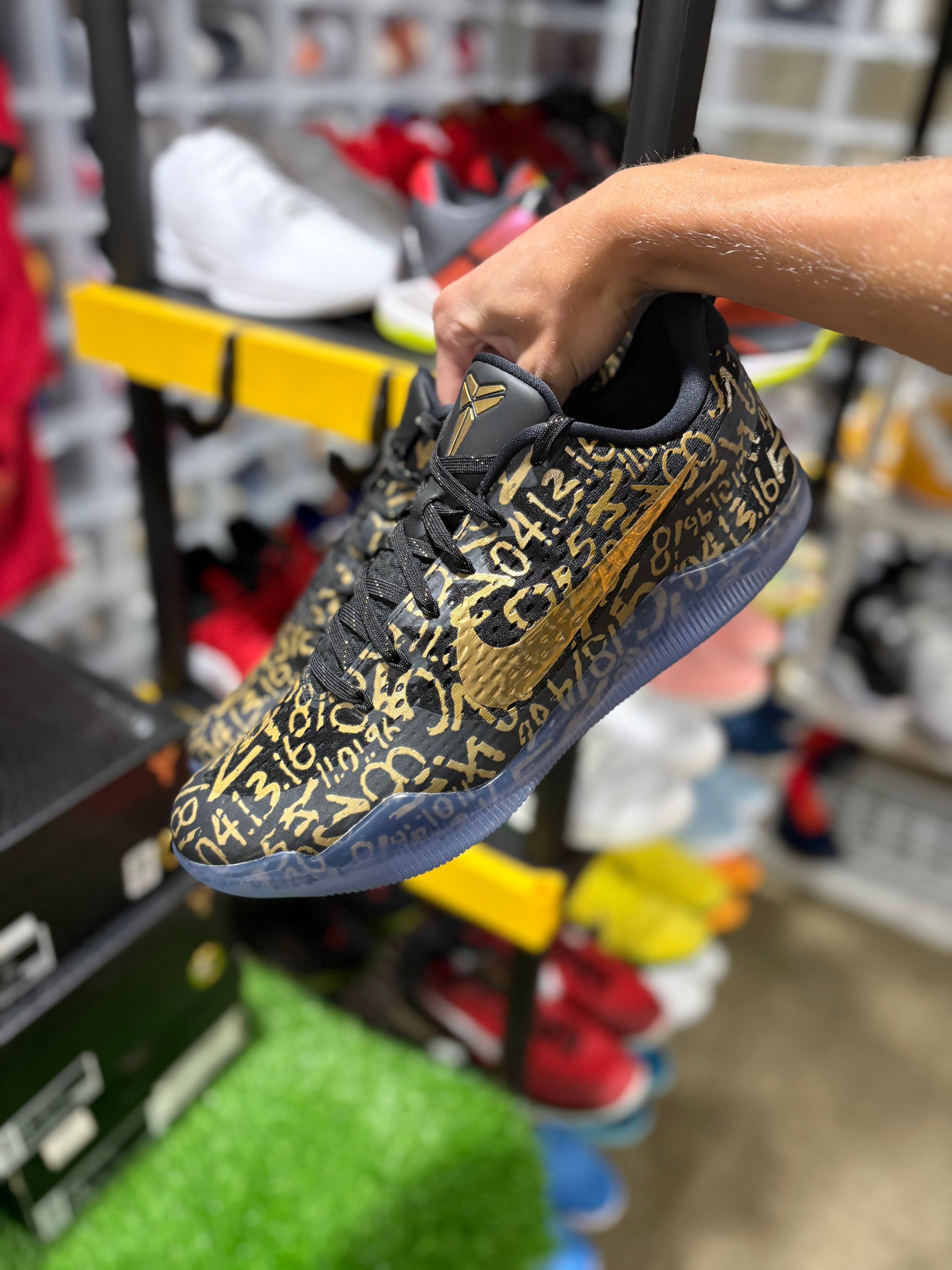 Size 13 - Kobe 11 Protro “Mamba Day”