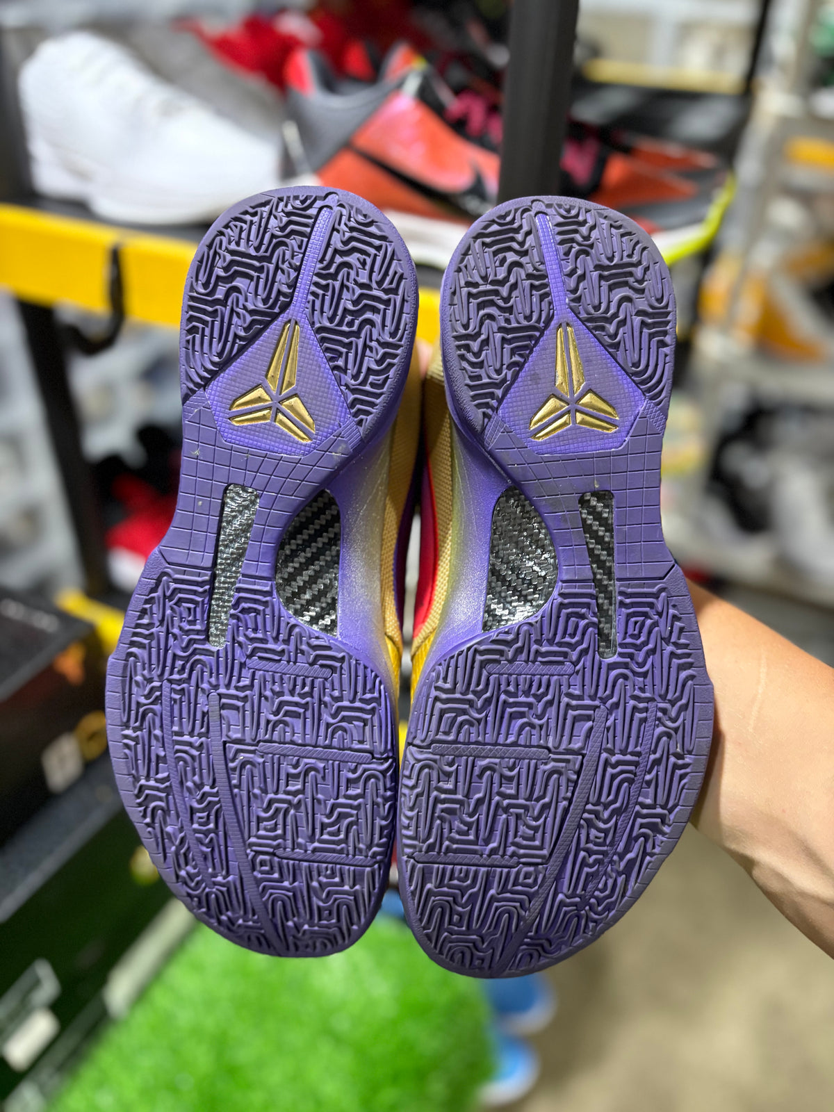 Size 13 - Kobe 5 Protro “Undefeated Hall of Fame”