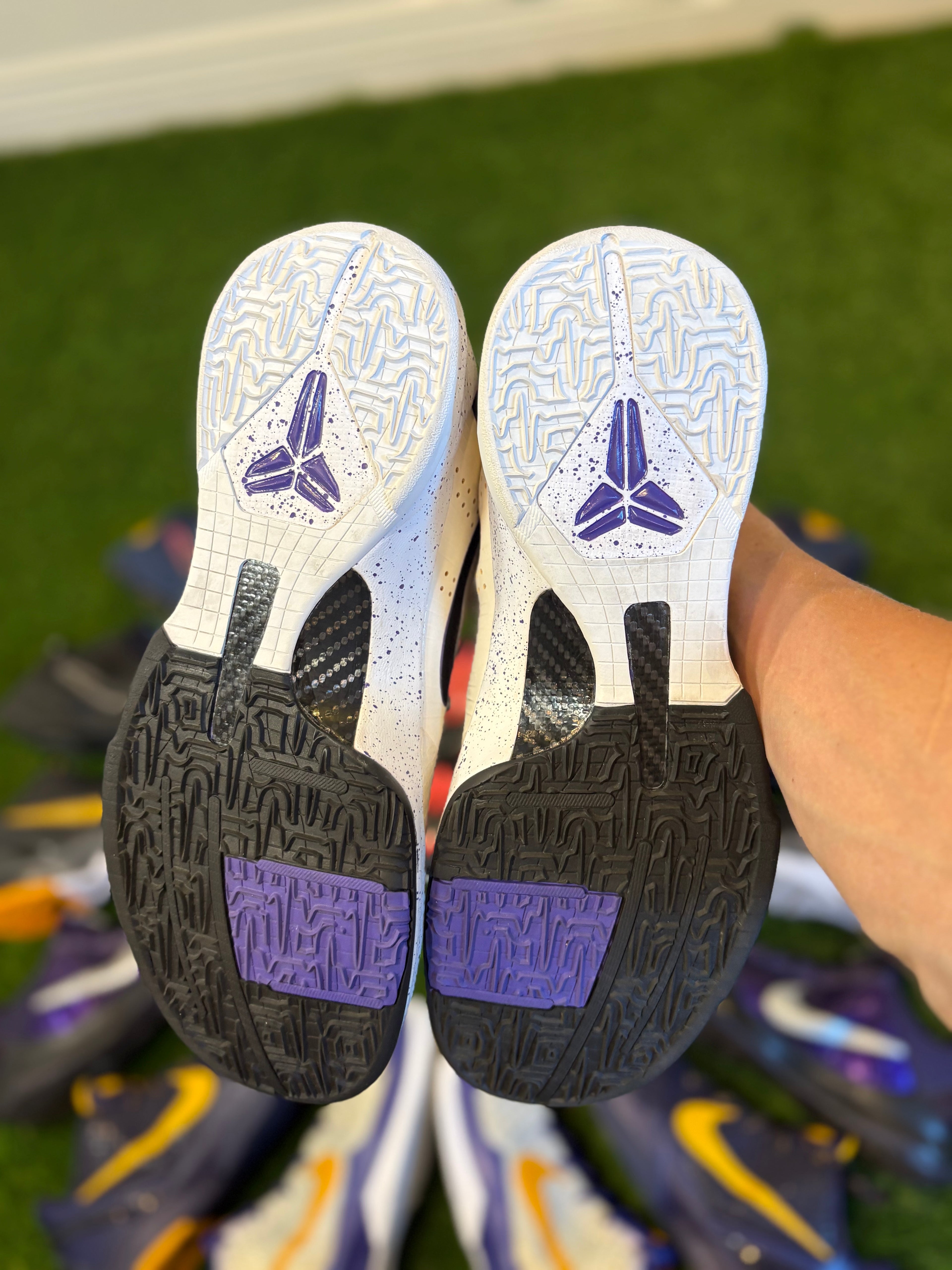 Size 13 - Kobe 5 "Inline"