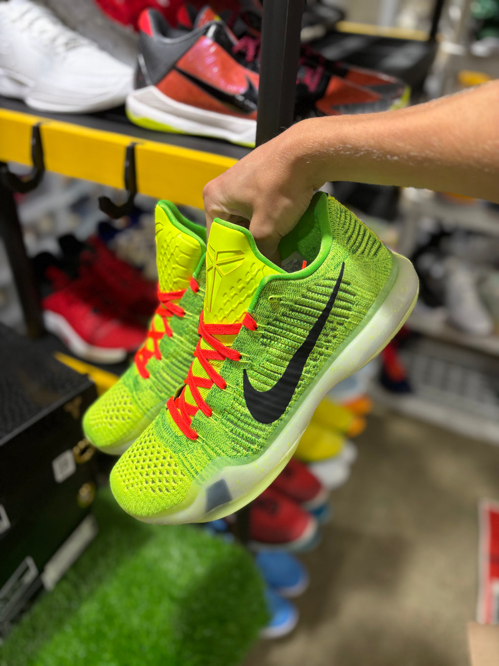 Size 13 - Kobe 10 “Grinch”