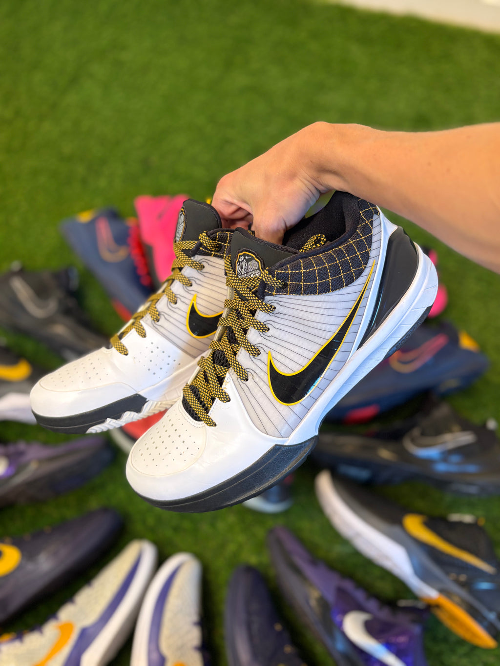 Size 13 - Kobe 4 Protro "Del Sol"