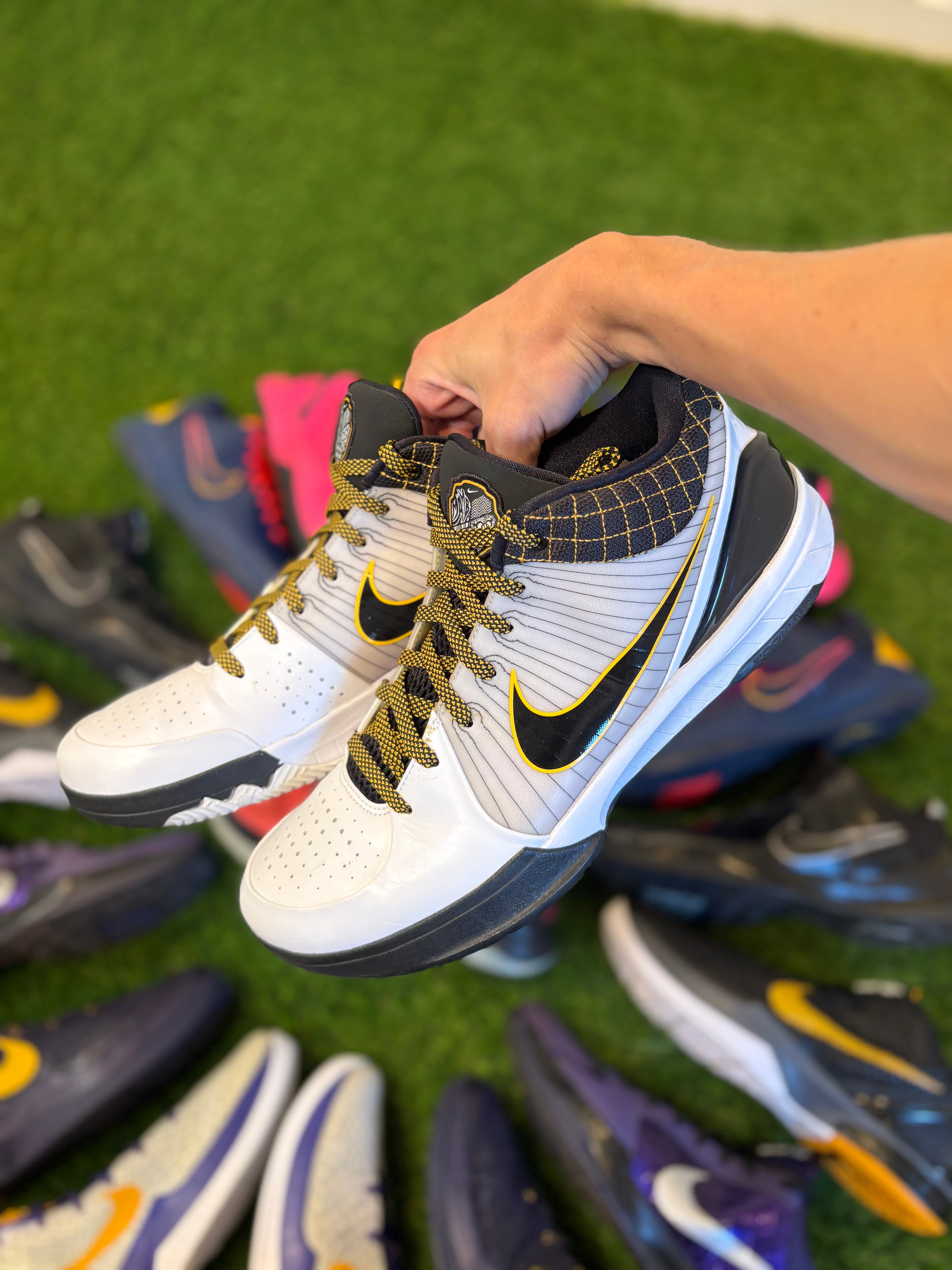 Size 13 - Kobe 4 Protro "Del Sol"