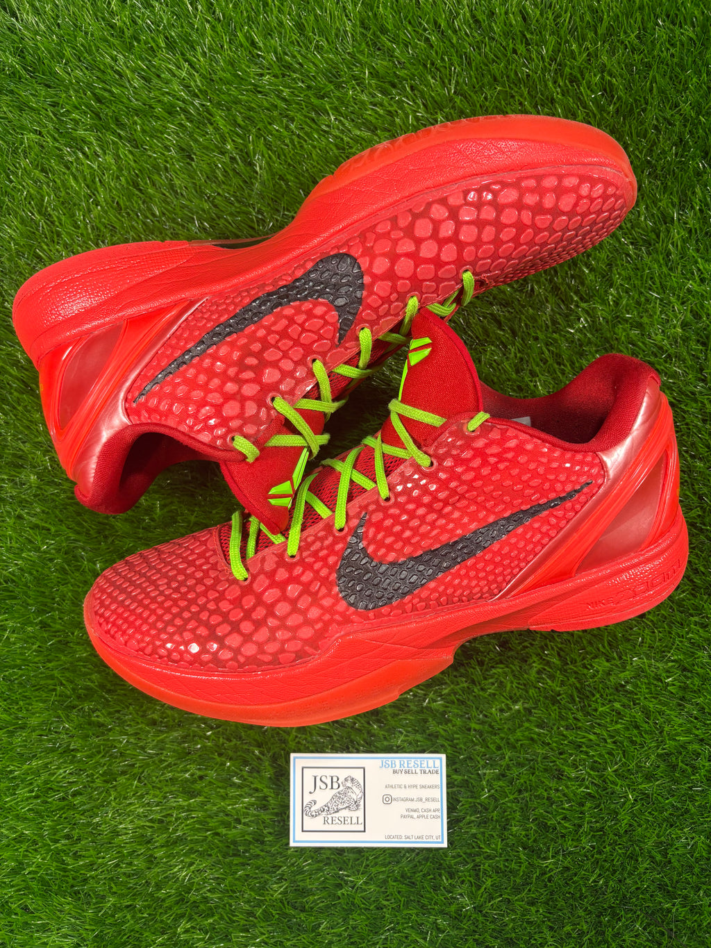 Kobe 6 Protro “Reverse Grinch”
