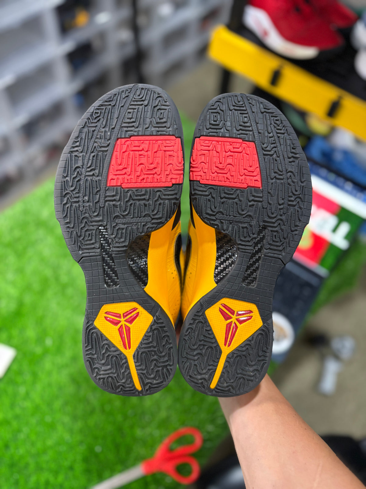 Size 8 - Kobe 5 Protro “Bruce Lee”
