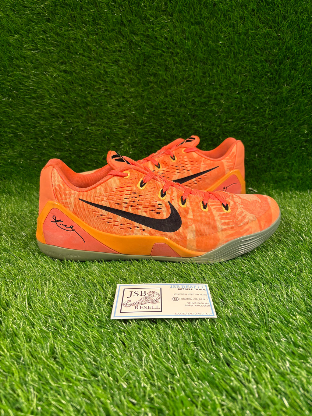 Kobe 9 low em “Bright Mango” (Size 12)