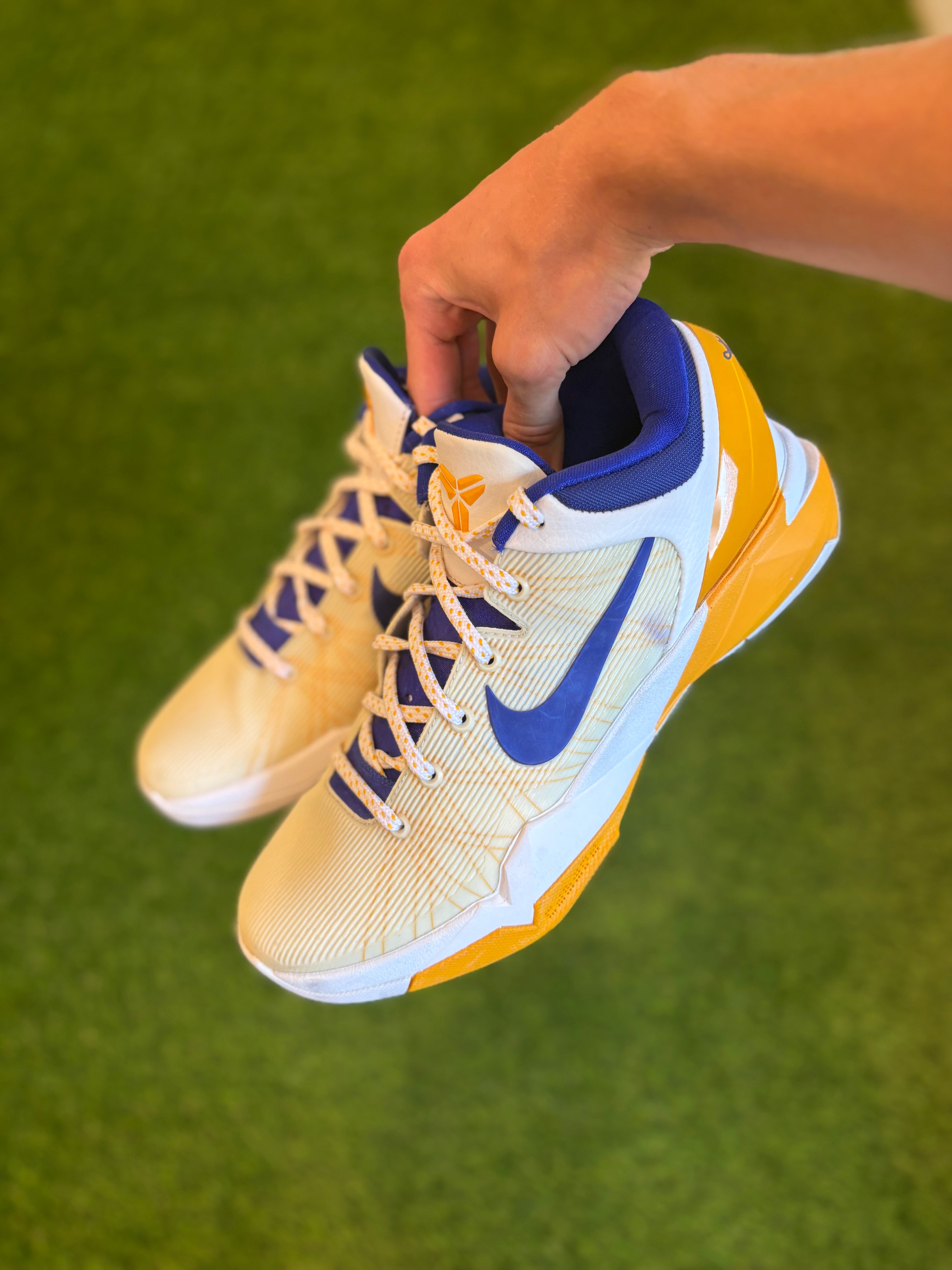 Size 9.5 - Kobe 7 System "Lakers Home"