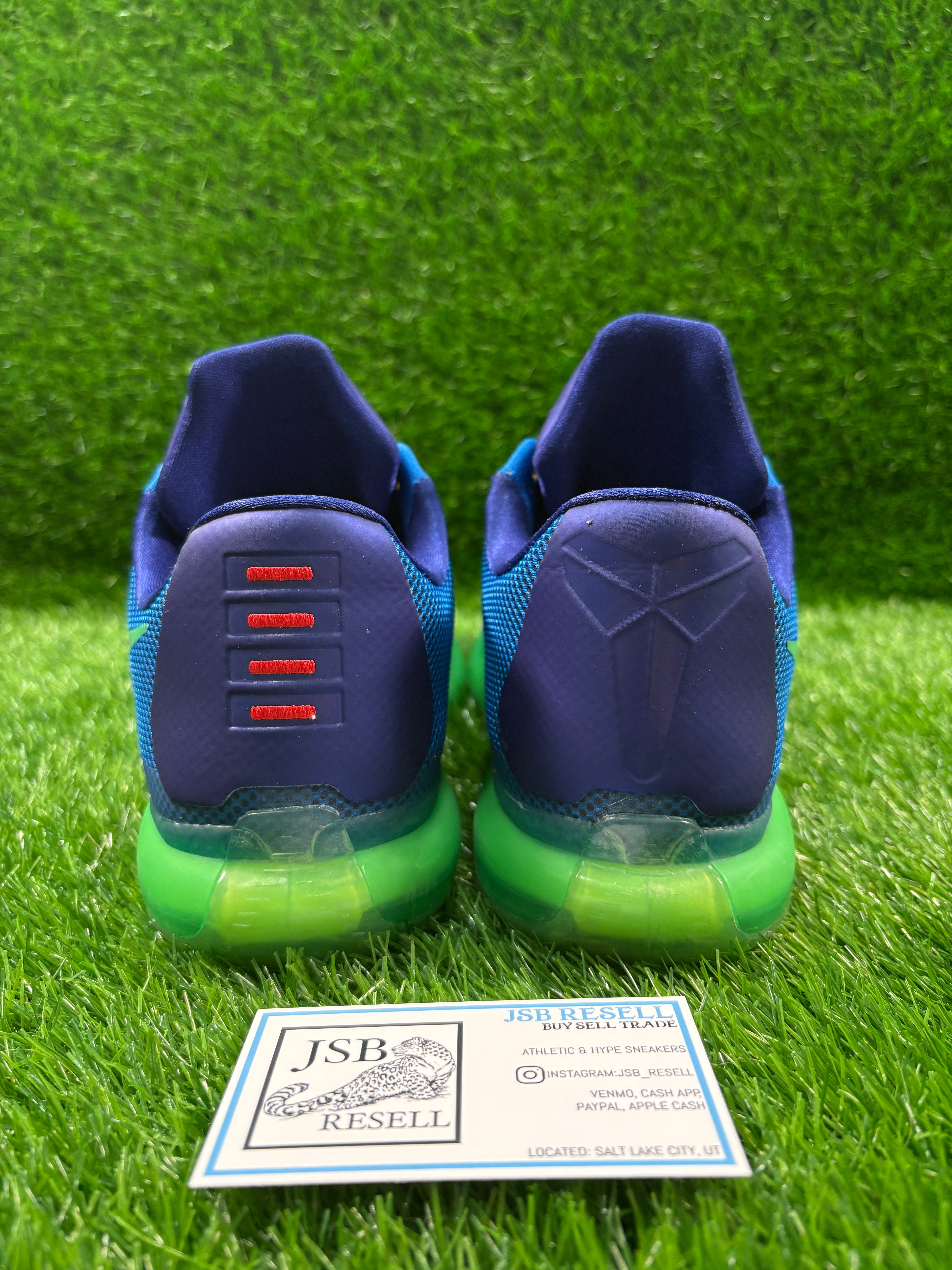 Kobe 10 “Emerald City”