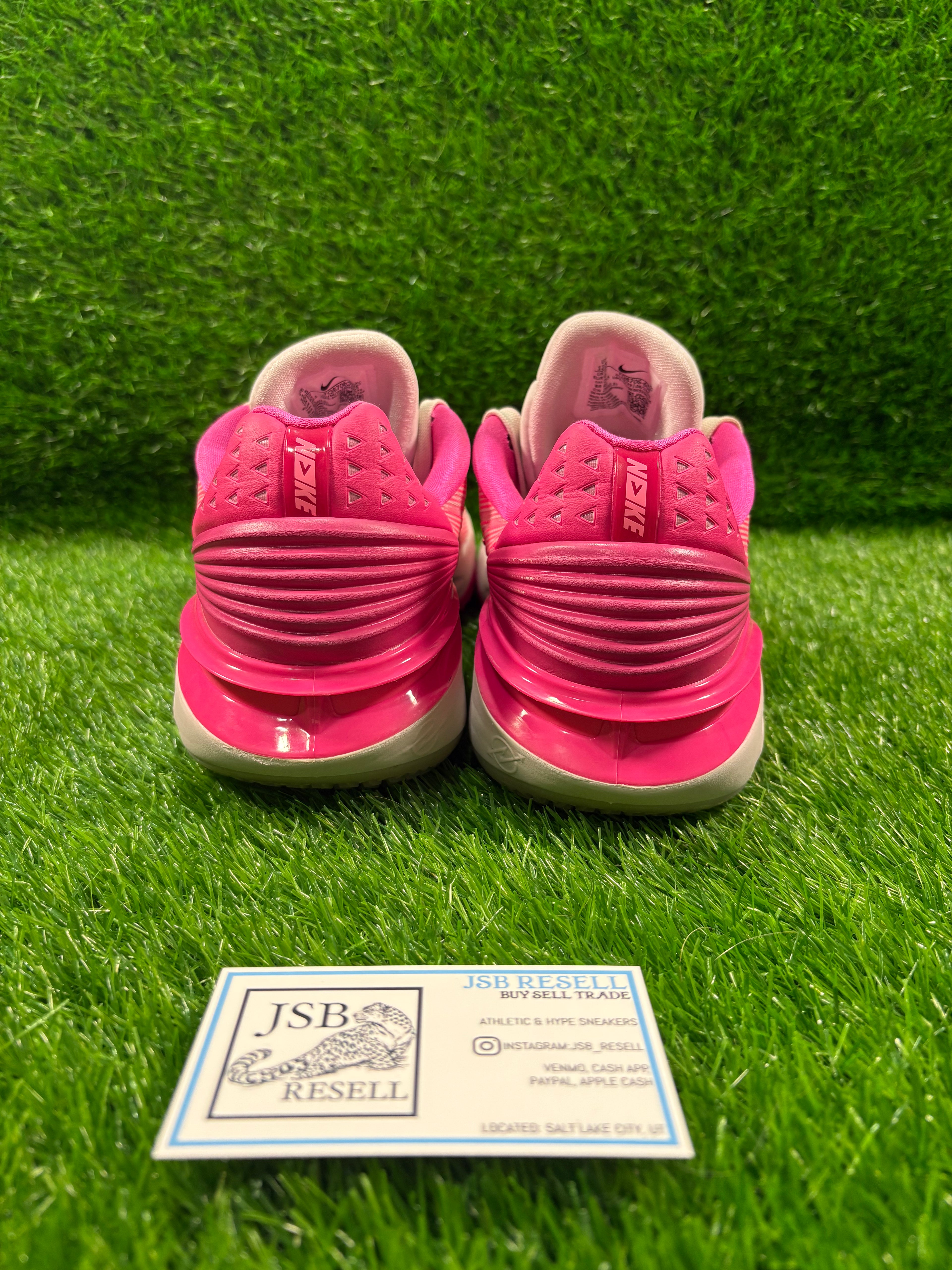 GT Cut 2 “Hyper Pink”