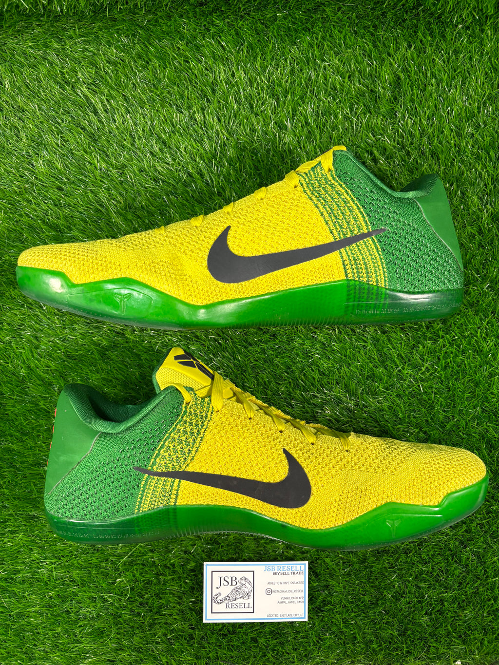 Kobe 11 Oregon PE SAMPLE