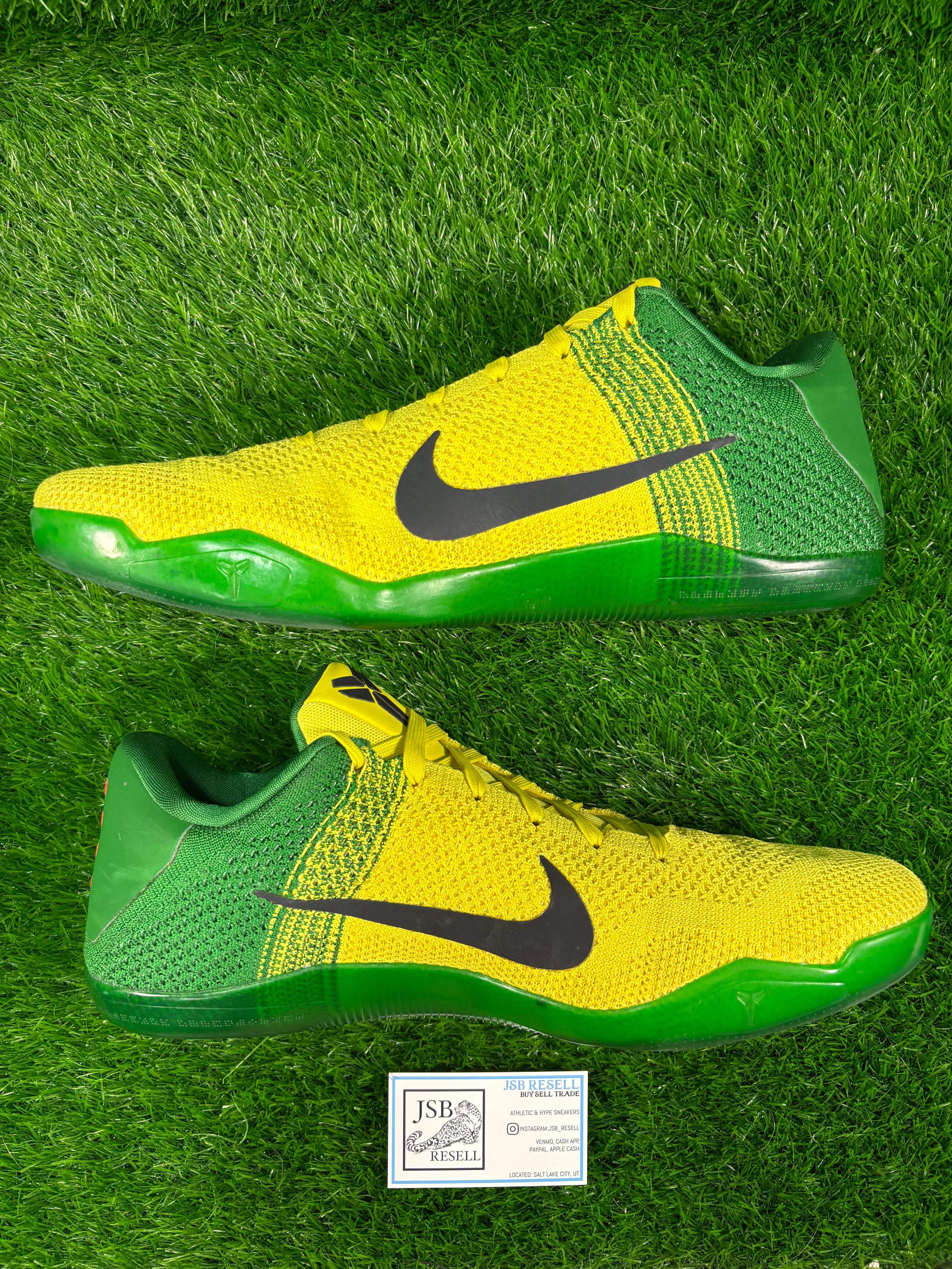 Kobe 11 Oregon PE SAMPLE