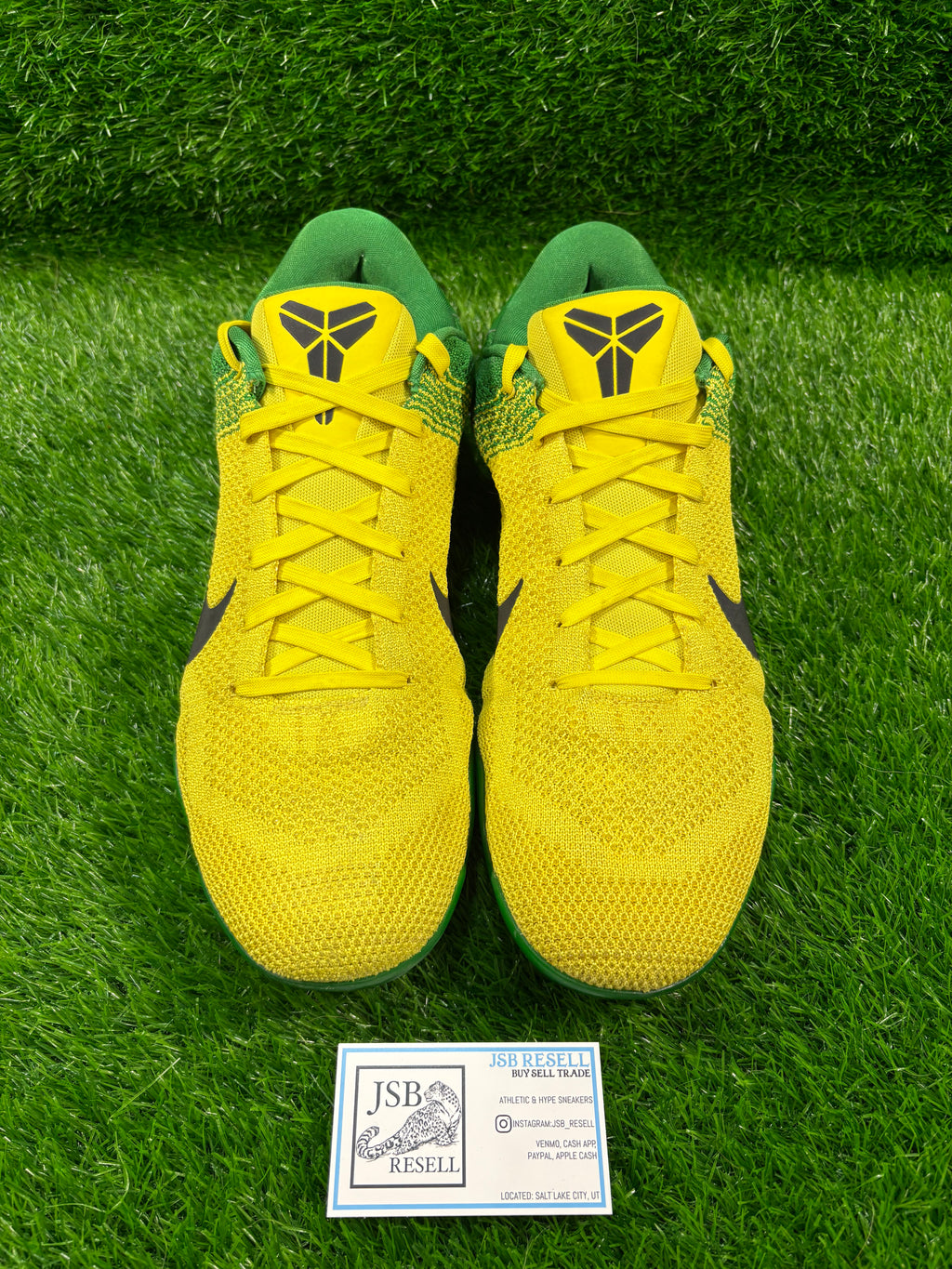 Kobe 11 Oregon PE SAMPLE