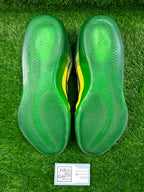 Kobe 11 Oregon PE SAMPLE