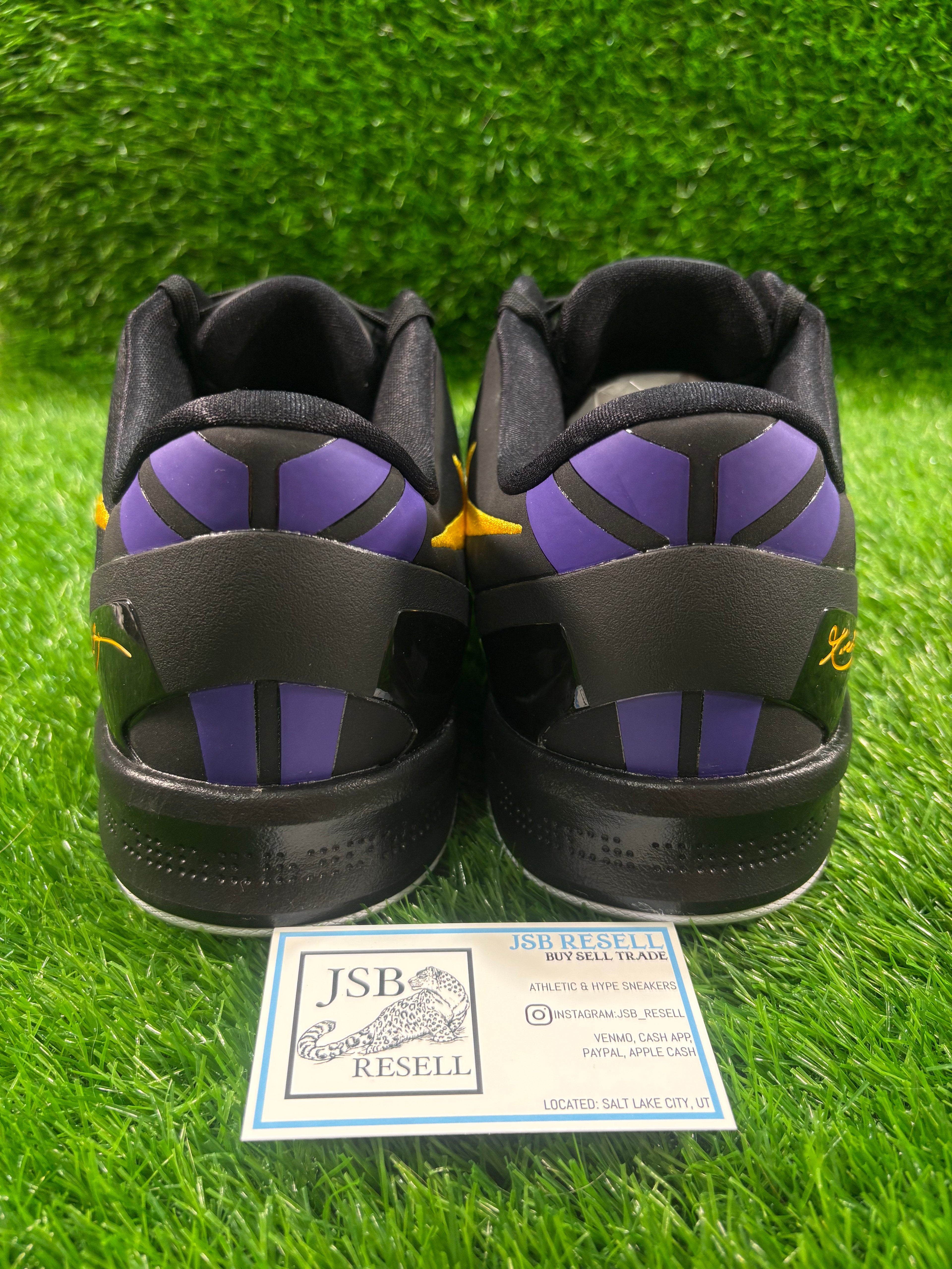 Kobe 8 “Lakers Away”