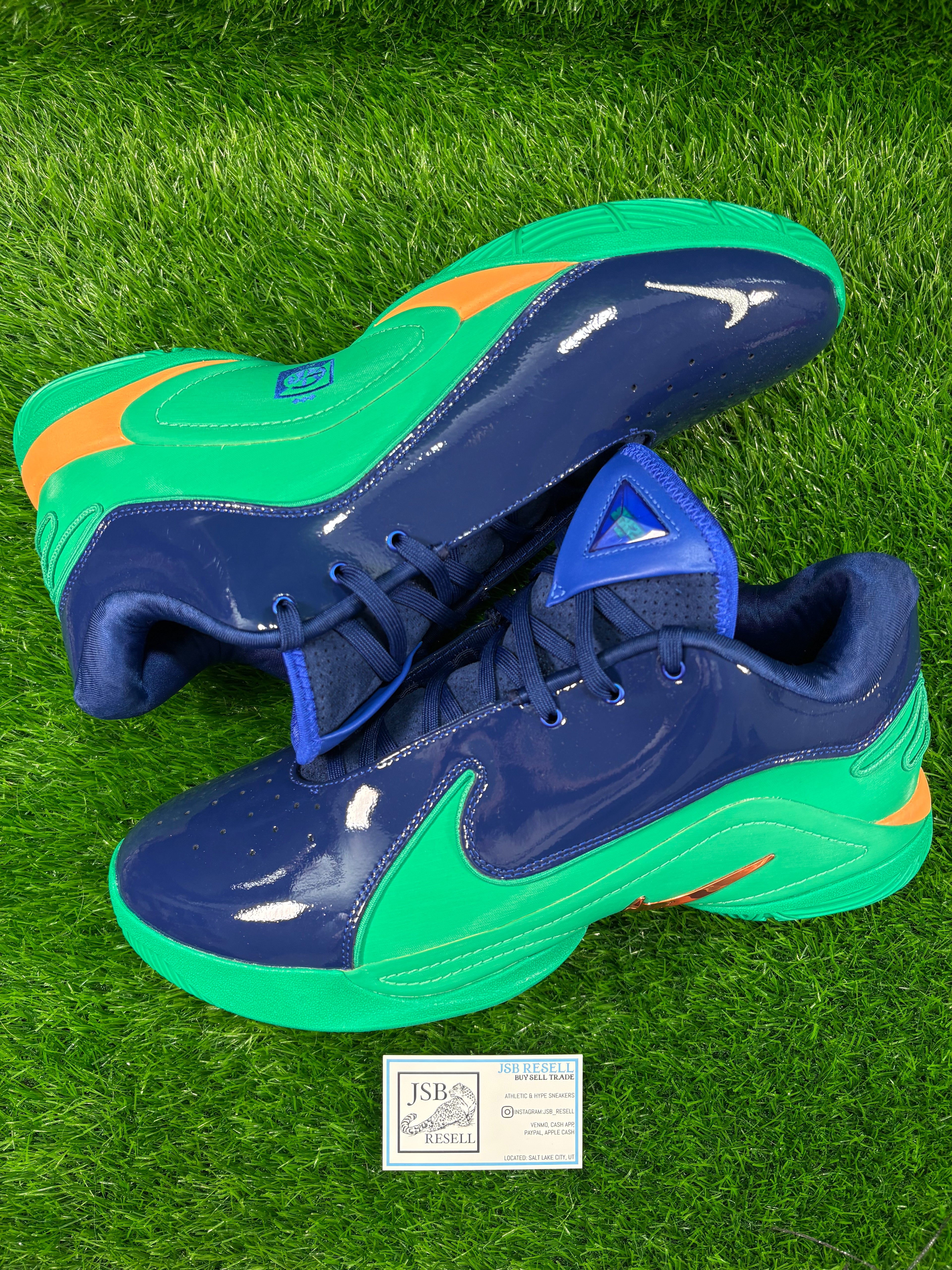 LeBron 22 “EYBL ACADEMY” PE