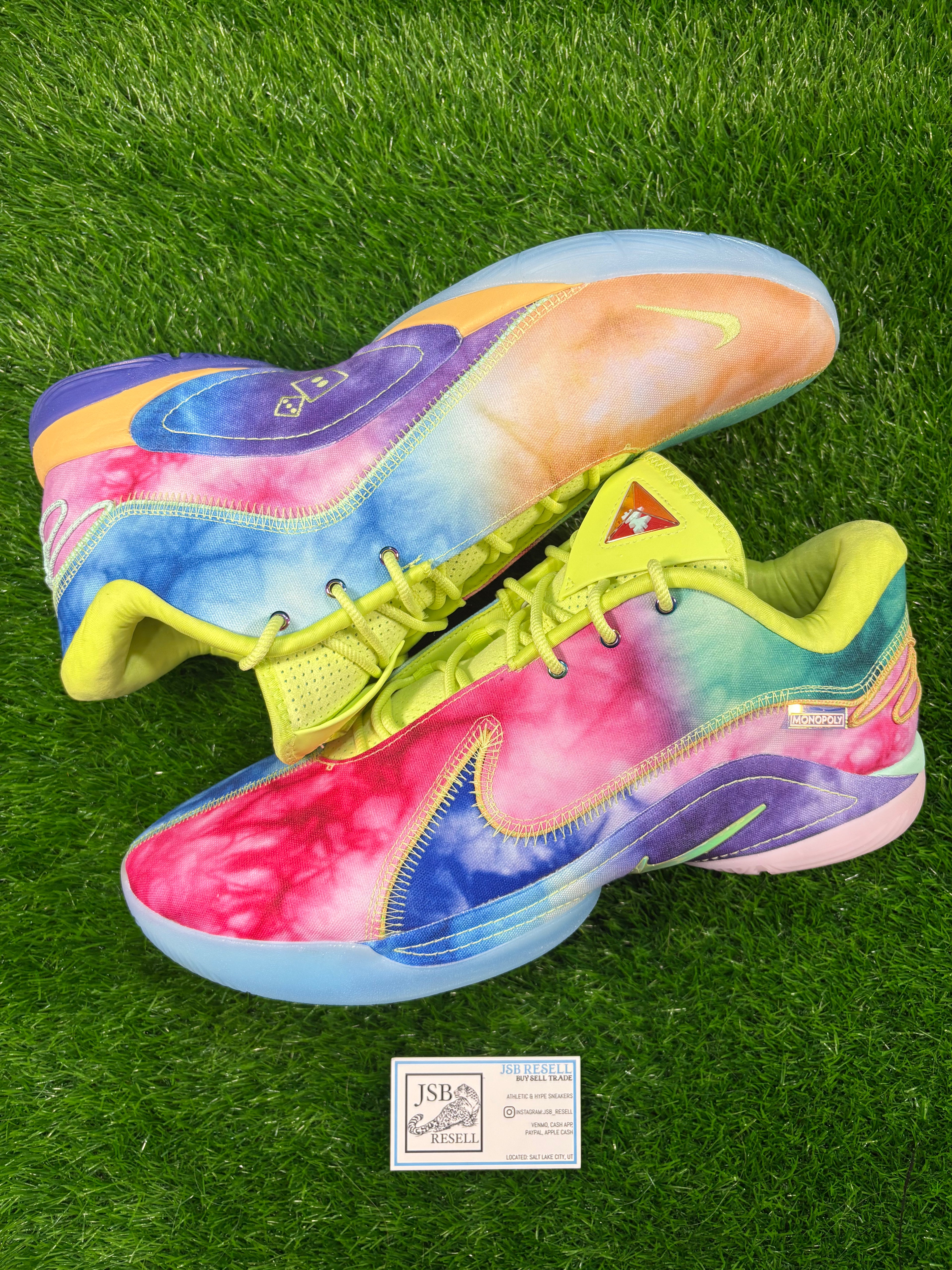 LeBron 22 “Monopoly”