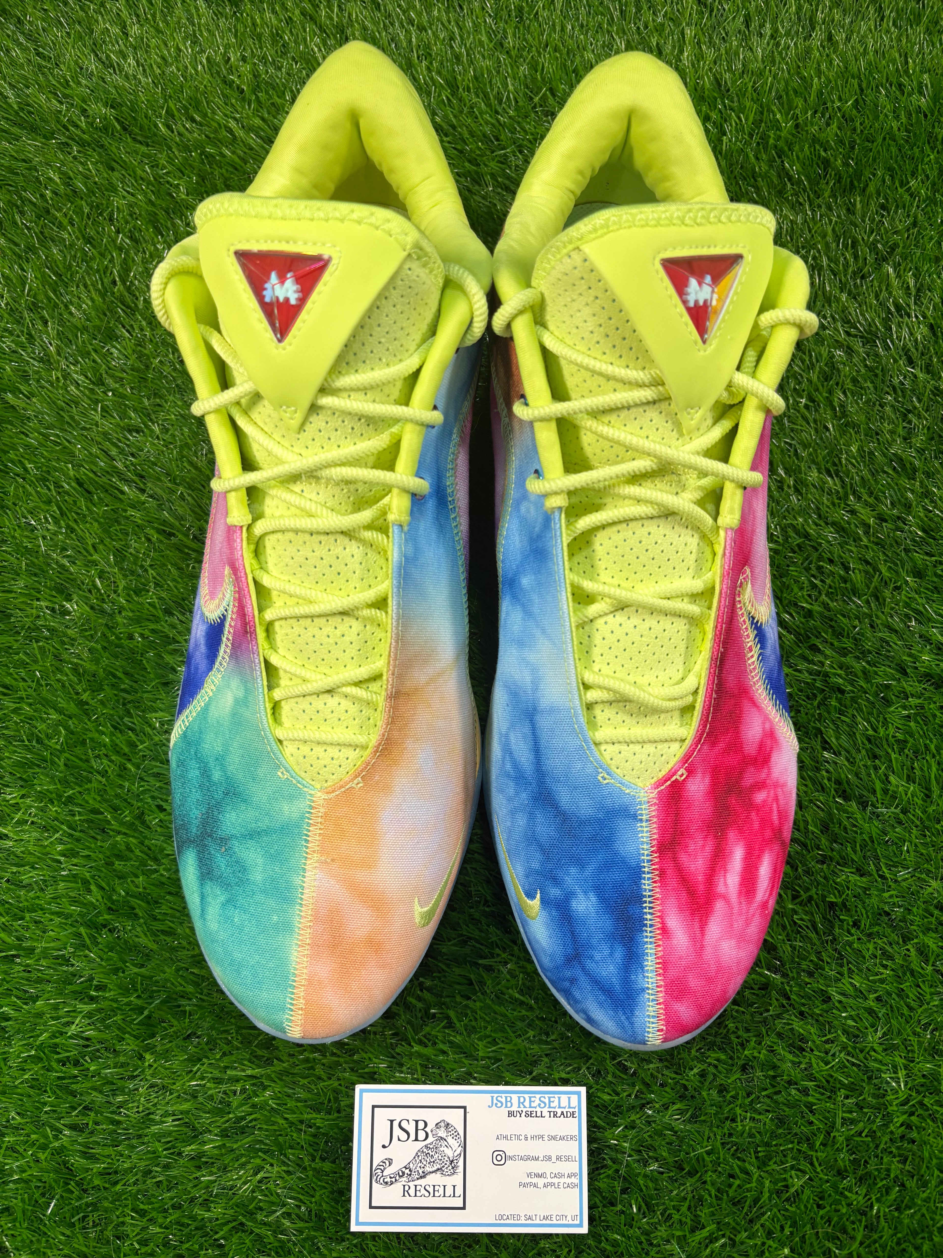 LeBron 22 “Monopoly”