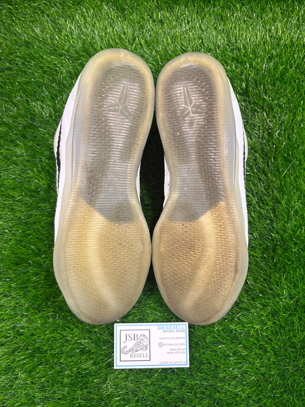 Kobe 11 “Fundamental” (Size 11)